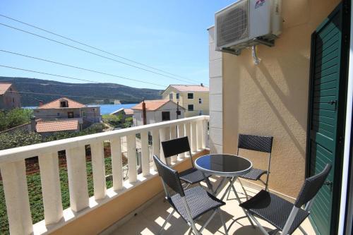 Apartments By The Sea Poljica (Trogir) - 8682
