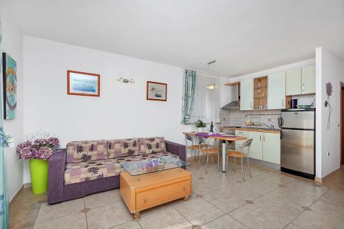 Apartamentos Guest House Villa Ana