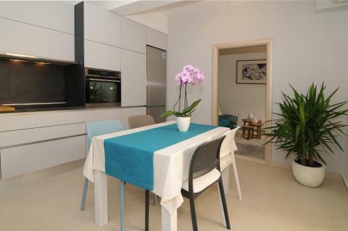 Luxury Apartment Spa "marina"