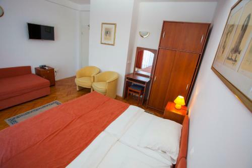 Apartments Ankora