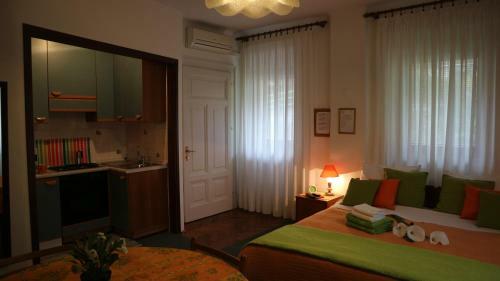 Apartments Komel