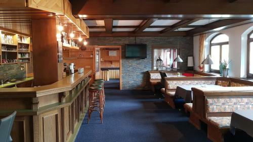 Hostal Pension Almhof