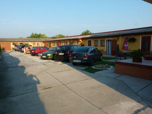 Privat U Jozefa F�ldesa
