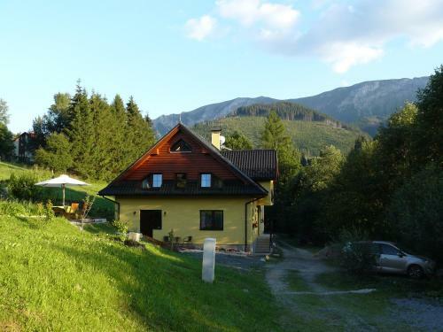 Hostal Priv�t Za Les�kom