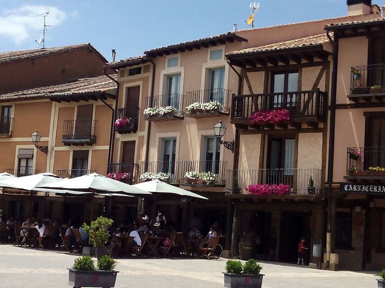 Apartamentos La Alborada Medieval