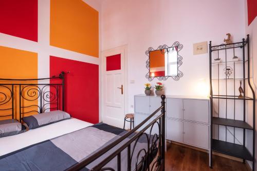 Fluxus Hostel