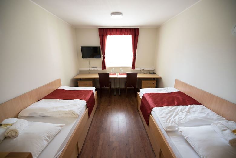 S Hotel