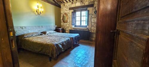 Castell De Lla�s
