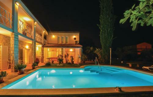 Apartment Izola With Sea View 05