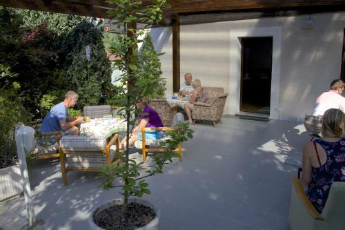 Bed & Breakfast Alparti Mini Hotel