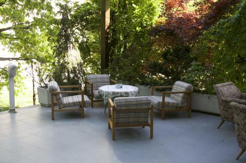 Bed & Breakfast Alparti Mini Hotel