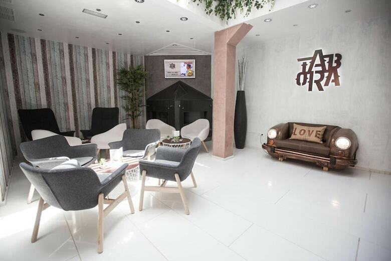 Apartamento Hof Van Holland Carihuela