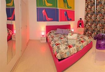 Bed & Breakfast Chroma