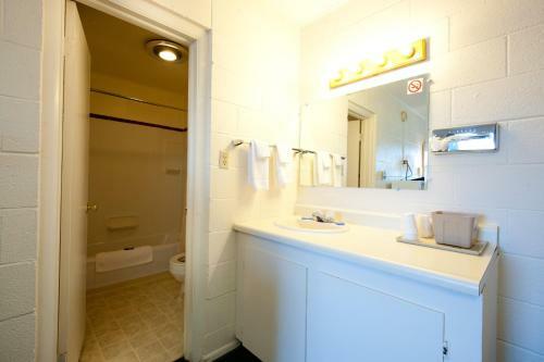Motel Travel Inn - La Junta