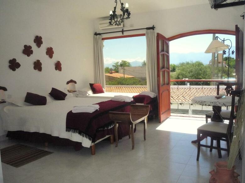 Hostal Portal Del Santo