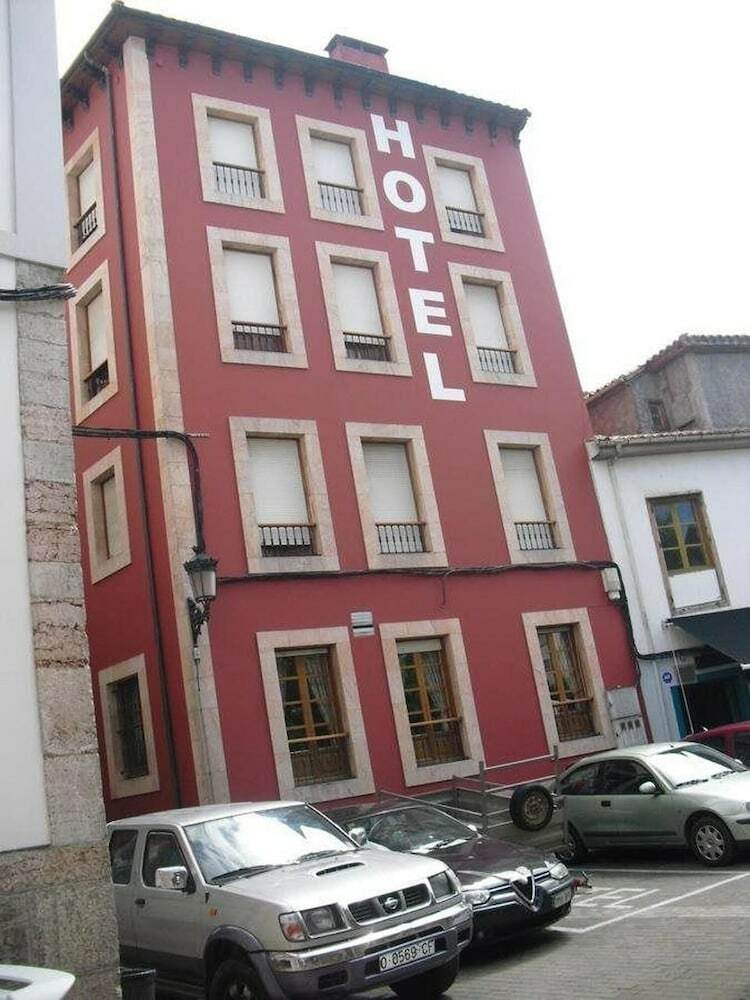 Hotel Los Robles