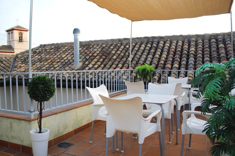 Laurel Suites Apartments