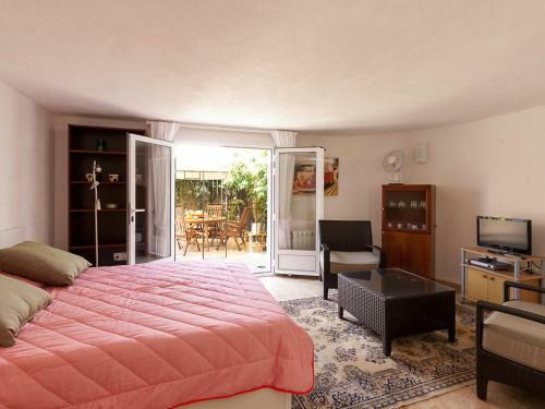 Villa Tulip�n