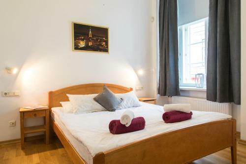 Parkers Boutique Apartments - Old Town Square