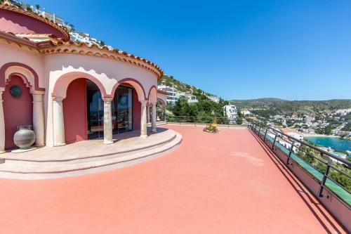 Casa Connan