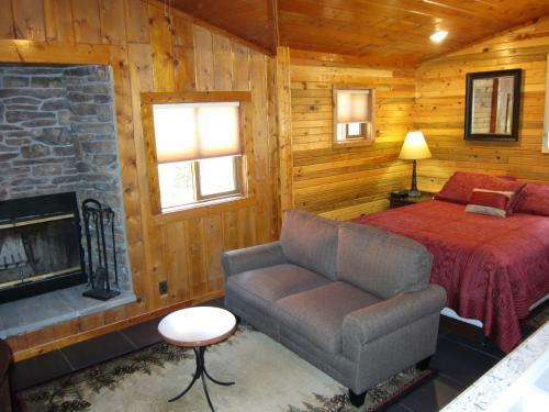 Lodge Amberwood