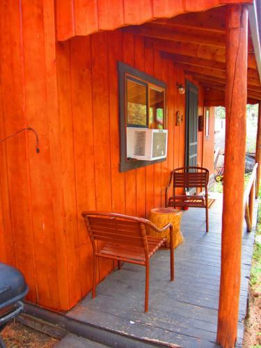 Lodge Amberwood
