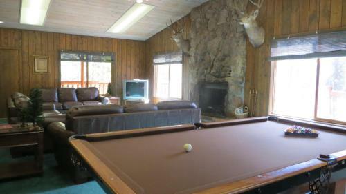 Lodge Amberwood