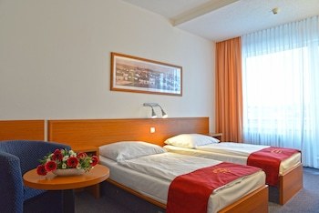 Avanti Hotel