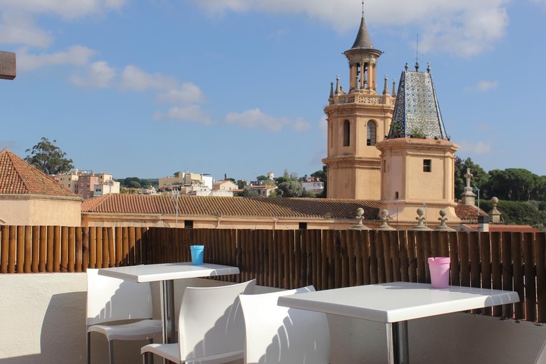 Hostal L�hostalet D�arenys De Mar