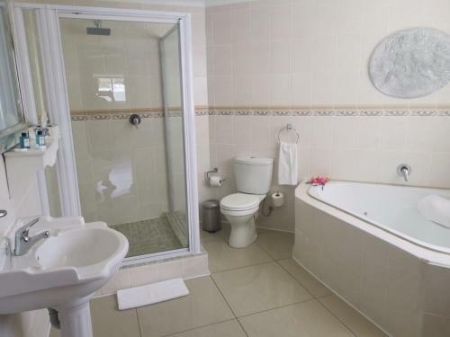 Misty Waves Boutique Hotel