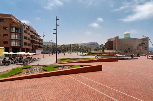 Las Canteras Seafront Apartment