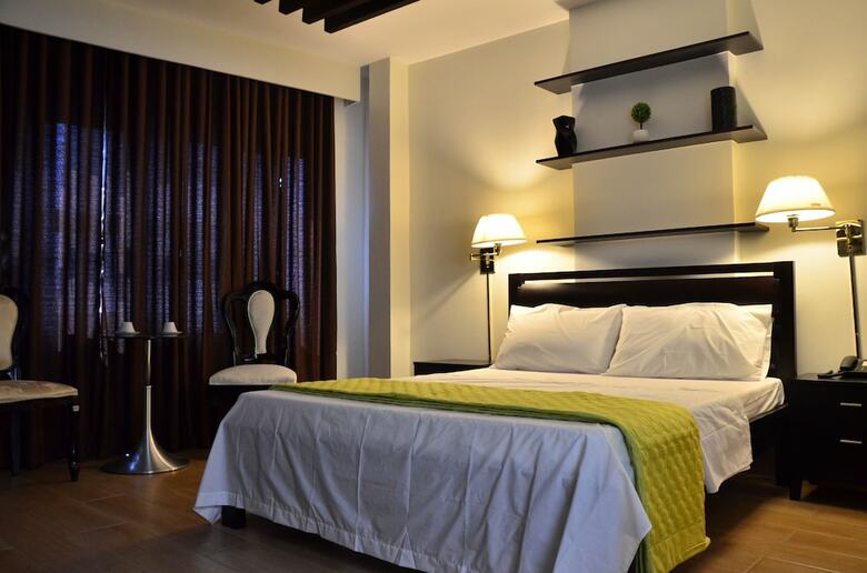 Apartamentos Oriental Zen Suites
