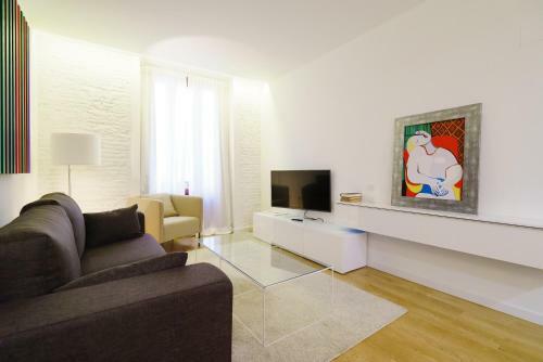 Plaza Redonda Apartments