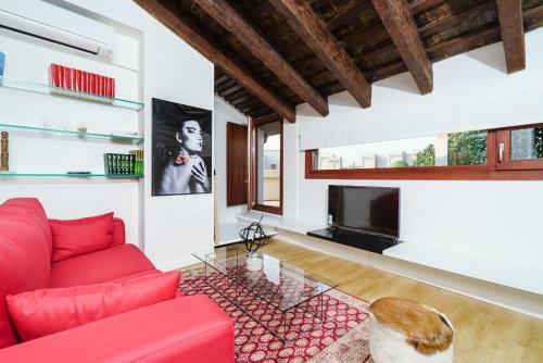 Plaza Redonda Apartments