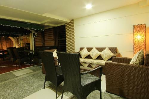 Emerald Boutique Hotel
