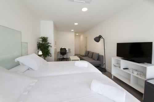 Hostal Pensi�n T5 Donostia Suites