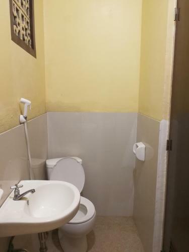 Hostal Joyful Guest House