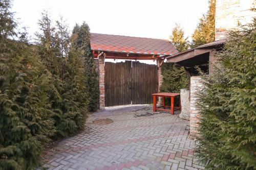 Villa Pribrezhny Hotel