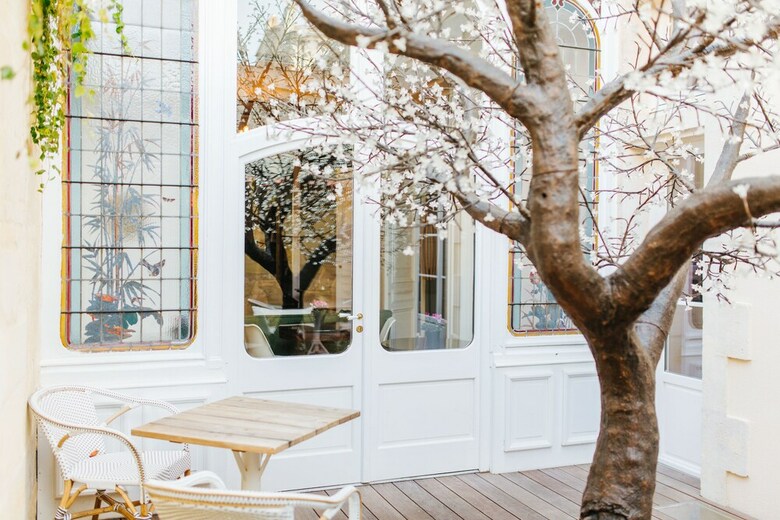 Hostal La Course