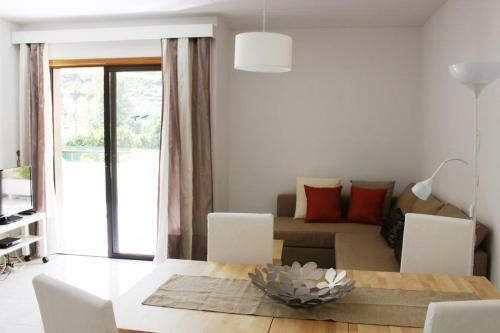 Prime Homes-bright Attic 2bd Apartment