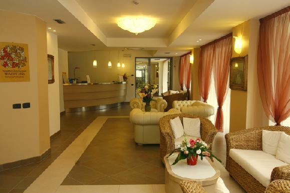 Hotel Oasis