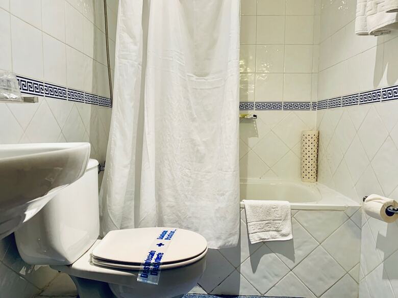 Hotel Hermanos Macias
