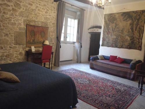 Hostal Ch�teau D'agel Chambres D'h�tes