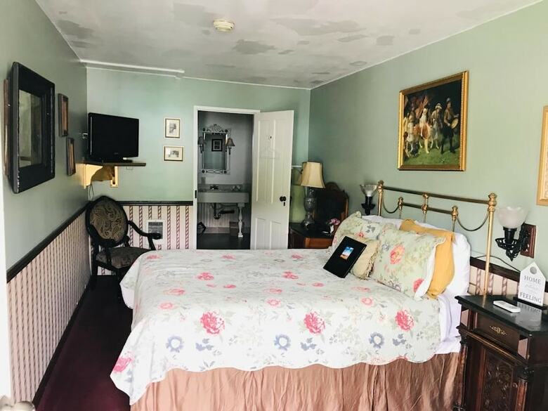 Motel Gunn House Hotel