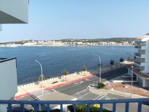 Apartamentos Passeig Del Mar