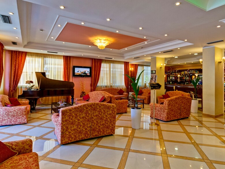 Best Western Hotel La Perla