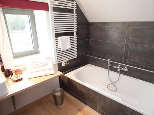 Bed & Breakfast Aux Berges De La Bel