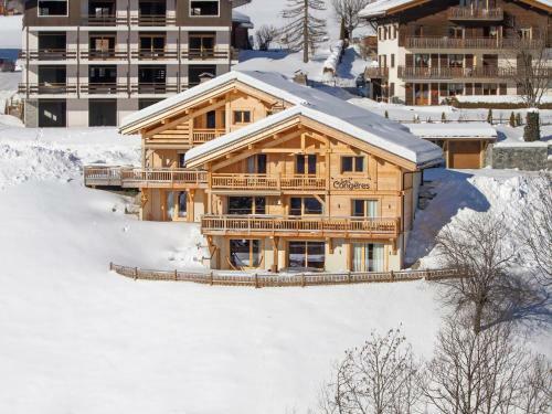 Chalet Macaron - Ovo Network