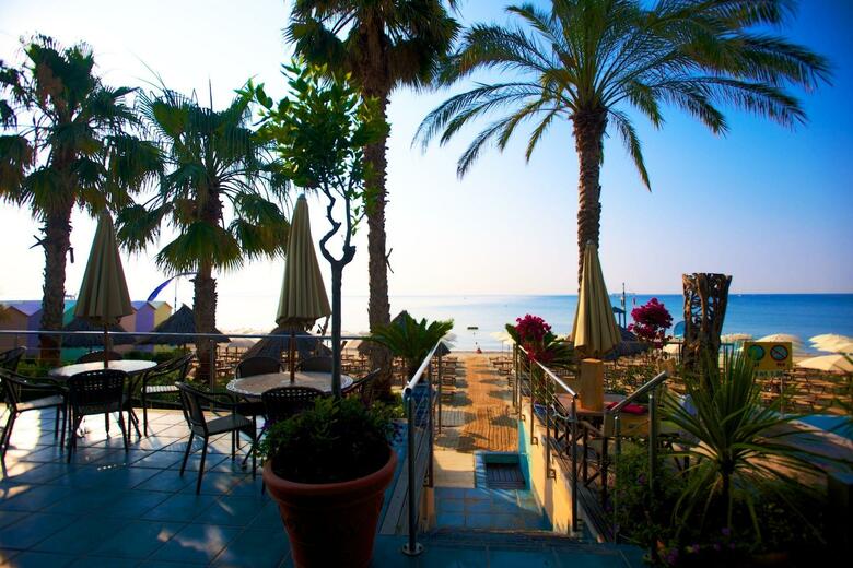 Mare Hotel