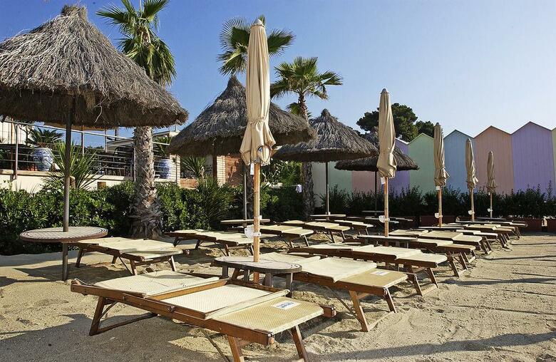 Mare Hotel